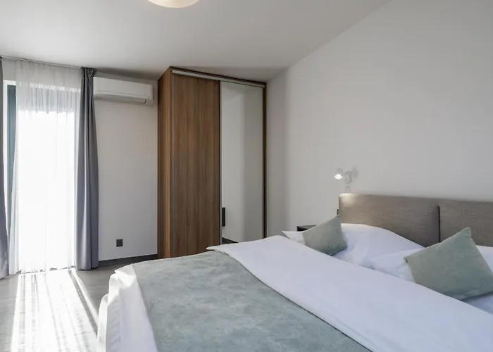 River Hotel apartamentowy 4*